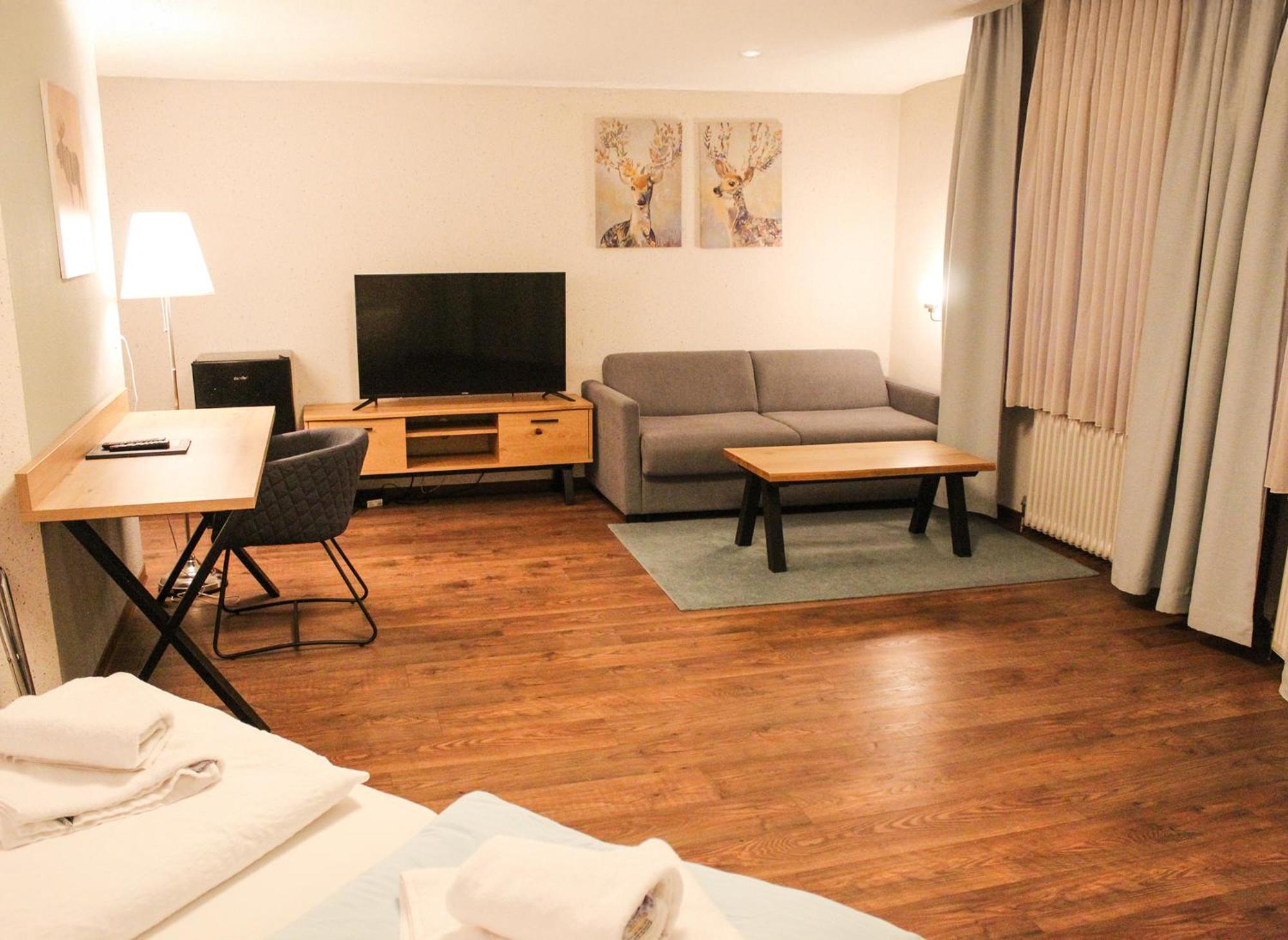 Hotel Simonis Koblenz Κόμπλεντς Εξωτερικό φωτογραφία