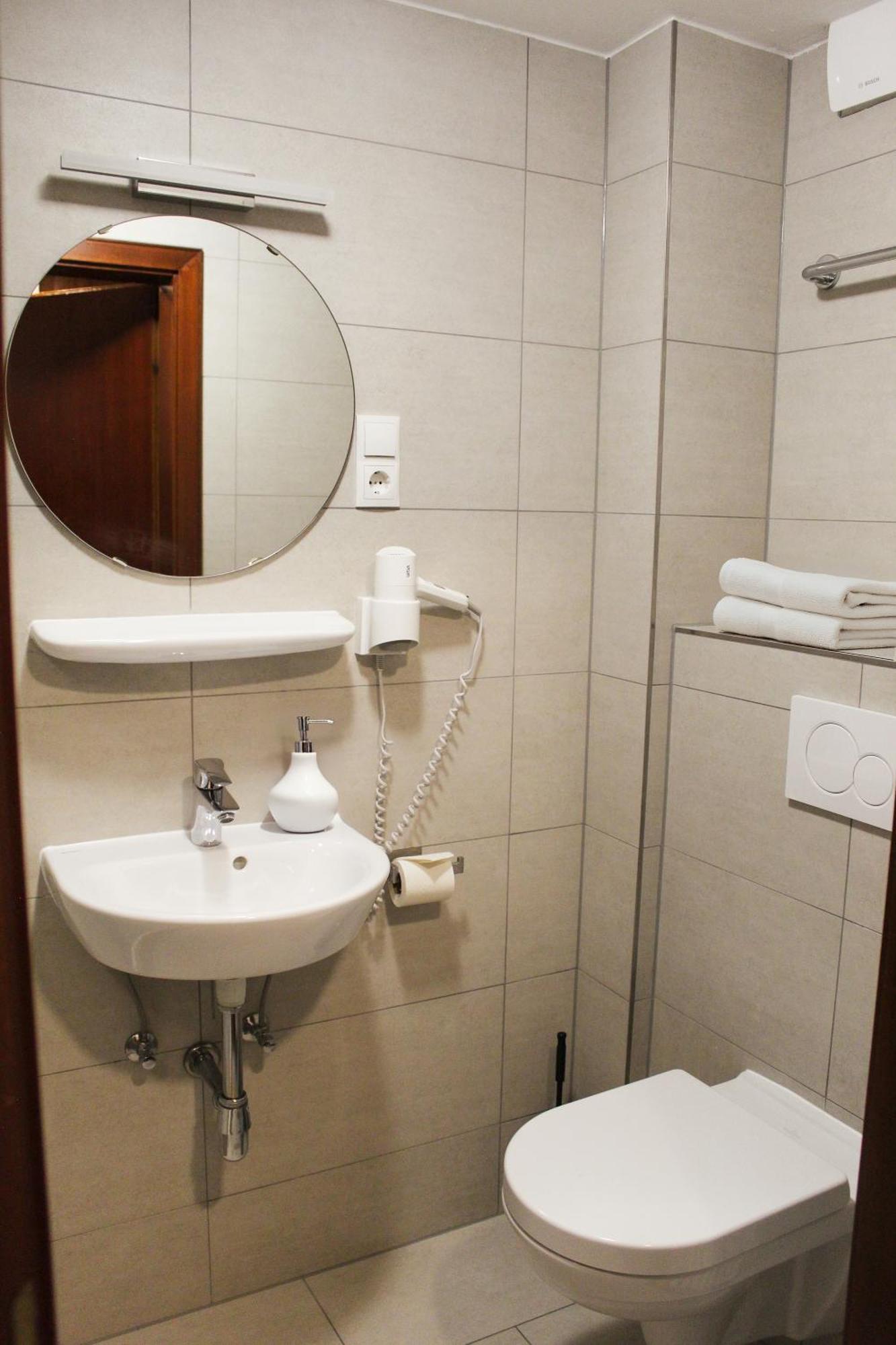 Hotel Simonis Koblenz Κόμπλεντς Εξωτερικό φωτογραφία